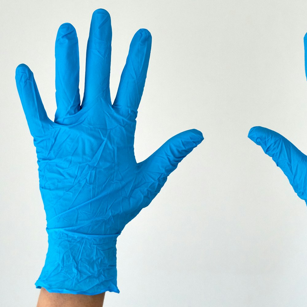 Sterile Nitrile Surgical Gloves