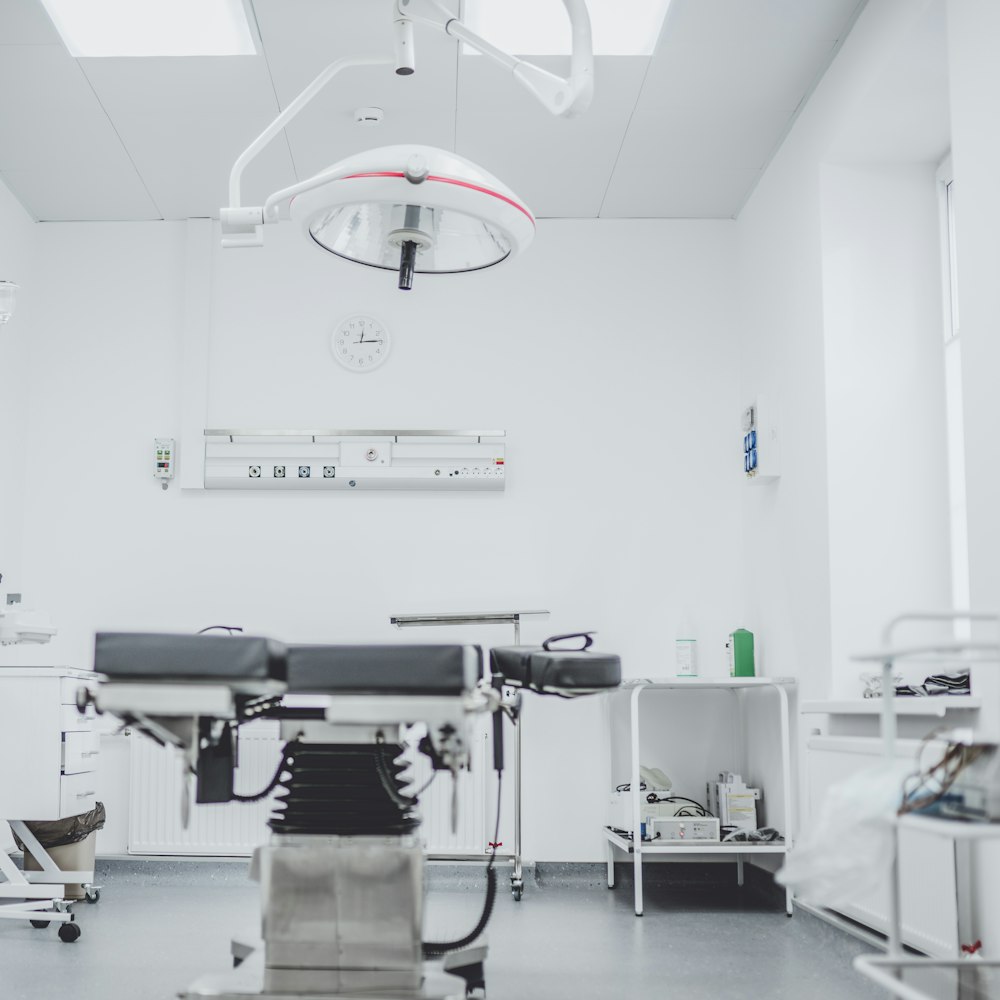 Hydraulic Operating Table
